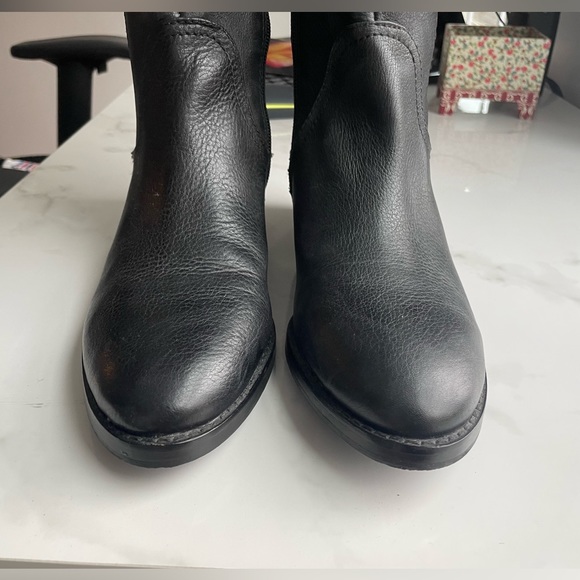 Arturo Chiang Knee-Length Black Leather Boots - Picture 9 of 12